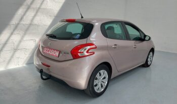 PEUGEOT 208 ALLURE 1.6 HDI 92ch 8V TURBO FAP complet