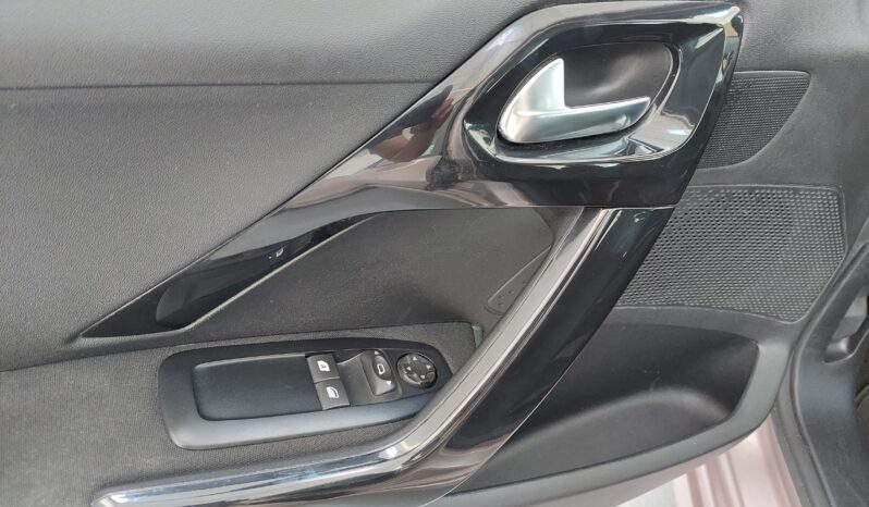 PEUGEOT 208 ALLURE 1.6 HDI 92ch 8V TURBO FAP complet