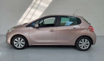 PEUGEOT 208 ALLURE 1.6 HDI 92ch 8V TURBO FAP complet