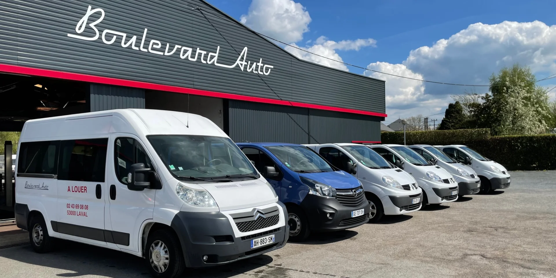 Boulevard Auto Vehicule Occasion Laval Slide3 1
