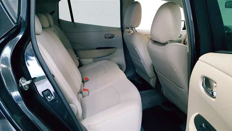 
								Nissan Leaf ACENTA 24KW ELEC full									