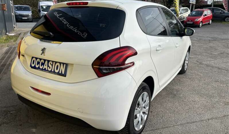 
								Peugeot 208 1.5hdi 100ch FAP full									