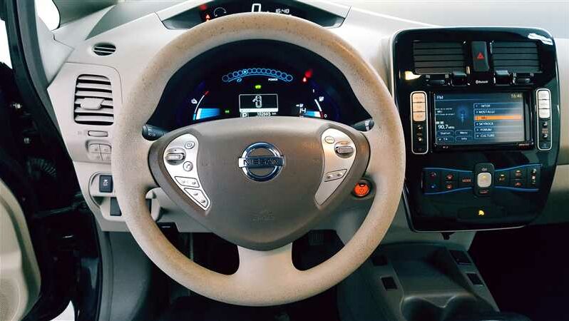 
								Nissan Leaf ACENTA 24KW ELEC full									