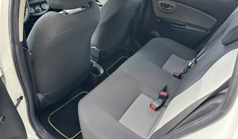 
								Toyota Yaris III FRANCE 1.0i 70ch full									