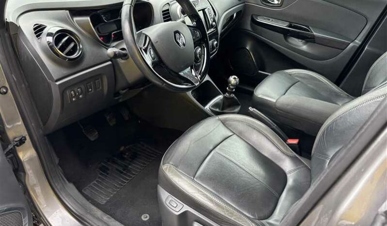 
								Renault Captur ENERGY PURE 1.5DCI 110ch FAP full									