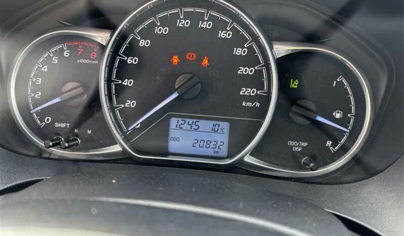 
								Toyota Yaris III FRANCE 1.0i 70ch full									