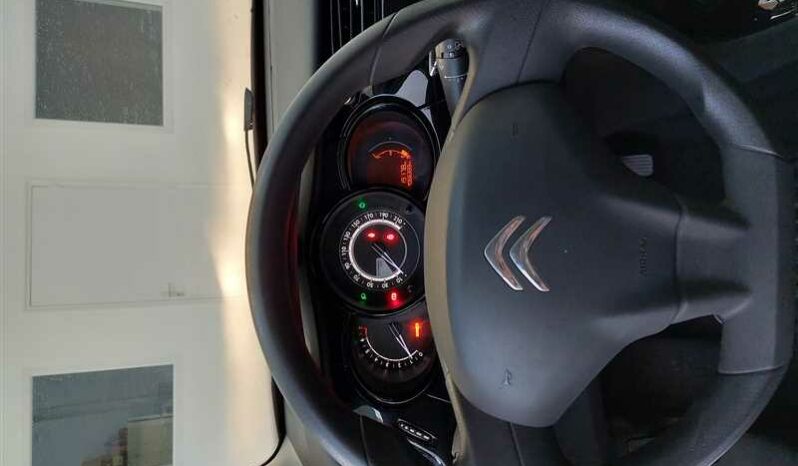 
								Citroën C3 CONFORT 1.0 i VTI 68 ch full									