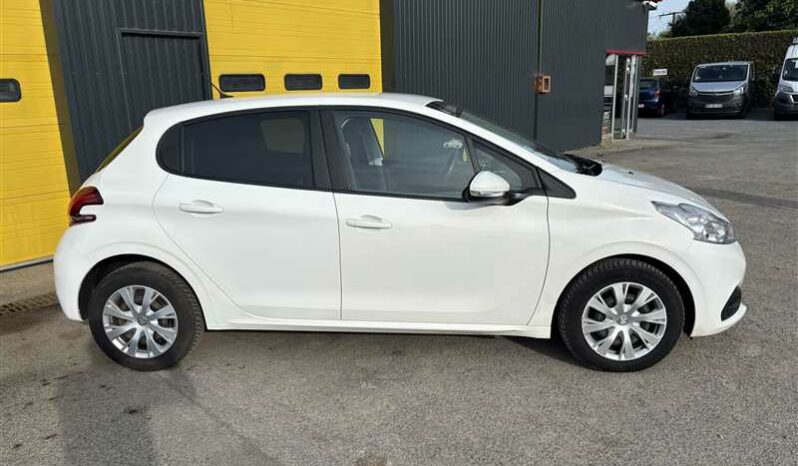 
								Peugeot 208 1.5hdi 100ch FAP full									
