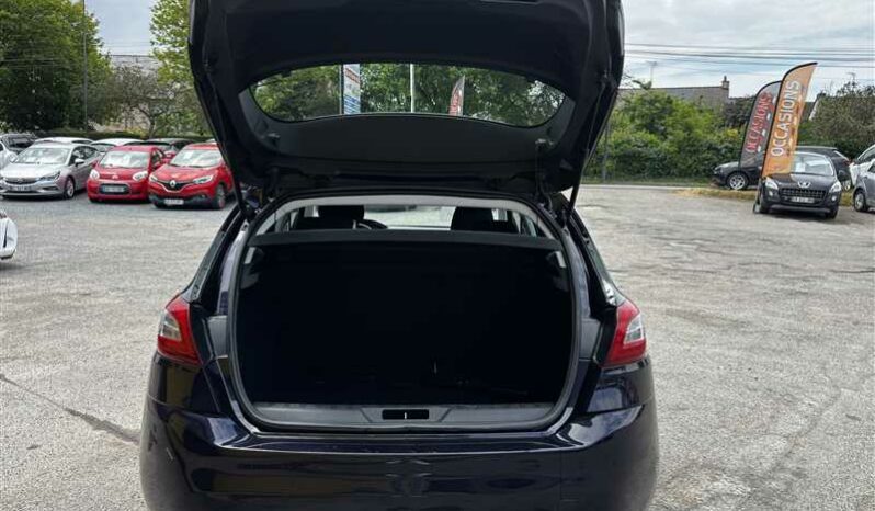 
								Peugeot 308 II ACCCESS 1.6 HDI 100ch FAP full									