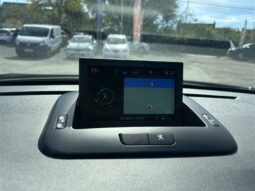 
										Peugeot 5008 ALLURE 1.6BLUEHDI 120ch S&S full									