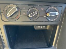 
										Volkswagen Polo VI TRENDLINE 1.0i 80ch full									