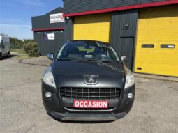 
										Peugeot 3008 ACTIVE 1.6HDI 115ch FAP full									