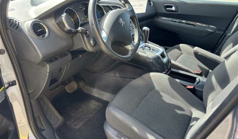 
								Peugeot 5008 ALLURE 1.6BLUEHDI 120ch S&S full									