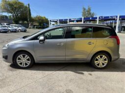
										Peugeot 5008 ALLURE 1.6BLUEHDI 120ch S&S full									