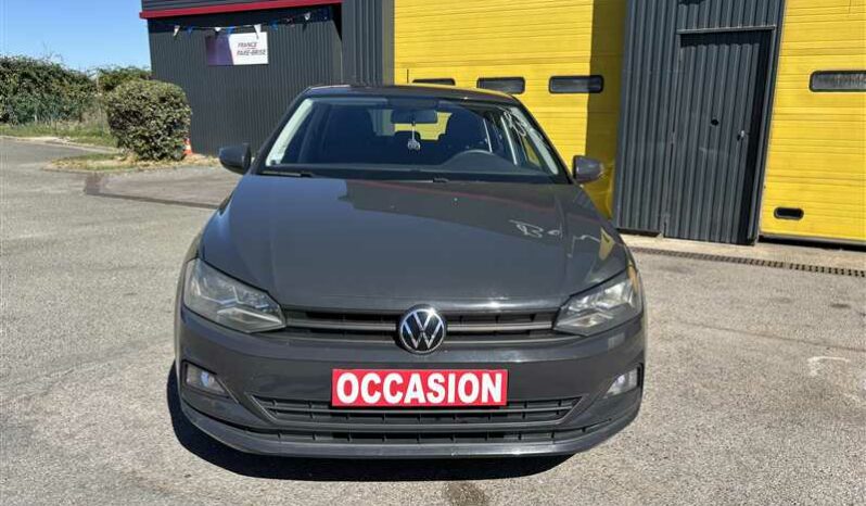 
								Volkswagen Polo VI TRENDLINE 1.0i 80ch full									