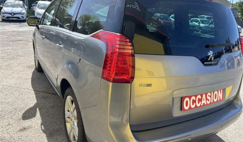 
								Peugeot 5008 ALLURE 1.6BLUEHDI 120ch S&S full									