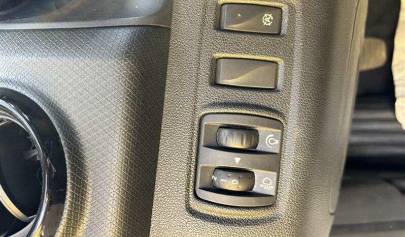 
								Renault Clio IV BUSINESS 1.5DCI 75ch full									