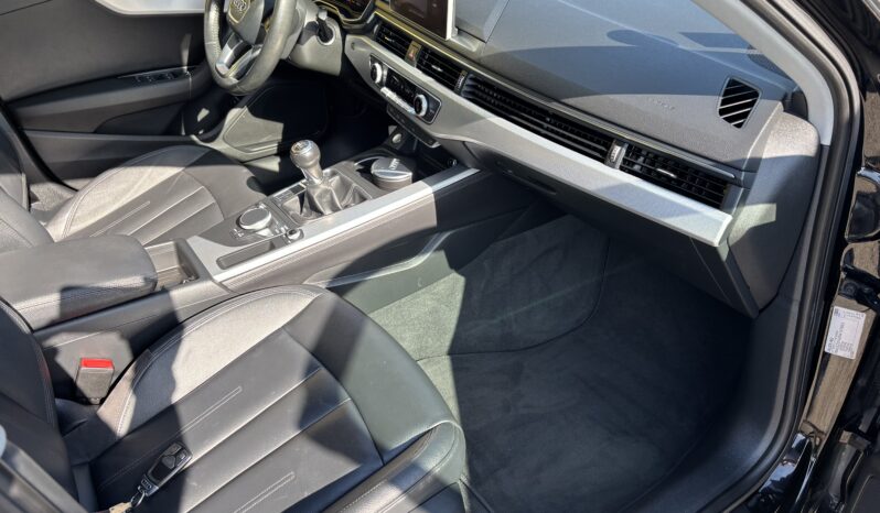 
								AUDI A4 DESIGN 2.0TDI 150ch FAP full									