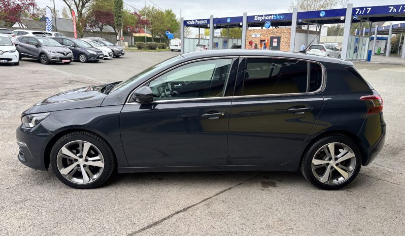 
								PEUGEOT 308 II ALLURE 1.5HDI 130ch FAP BOITE AUTOMATIQUE full									