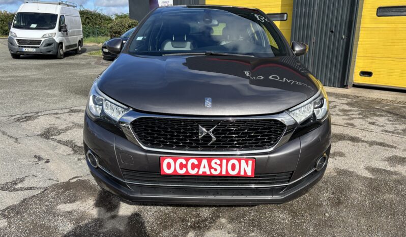 
								DS DS4 SO CHIC 1.6HDI 120ch FAP full									
