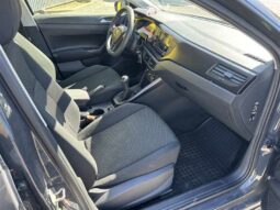 
										Volkswagen Polo VI TRENDLINE 1.0i 80ch full									