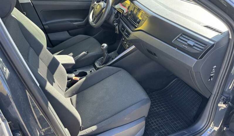 
								Volkswagen Polo VI TRENDLINE 1.0i 80ch full									