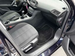 
										Peugeot 308 II ACCCESS 1.6 HDI 100ch FAP full									