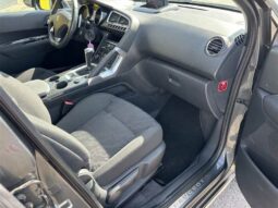 
										Peugeot 3008 ACTIVE 1.6HDI 115ch FAP full									