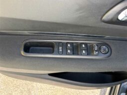 
										Peugeot 3008 ACTIVE 1.6HDI 115ch FAP full									