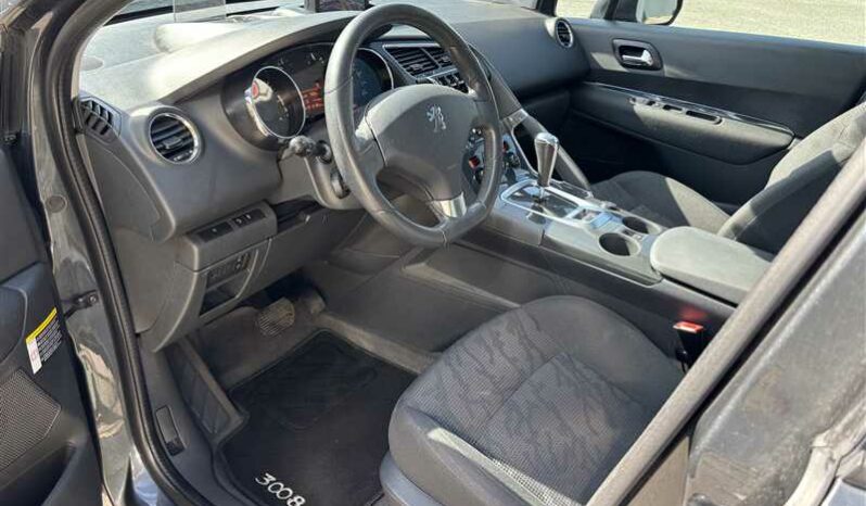 
								Peugeot 3008 ACTIVE 1.6HDI 115ch FAP full									