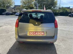 
										Peugeot 5008 ALLURE 1.6BLUEHDI 120ch S&S full									